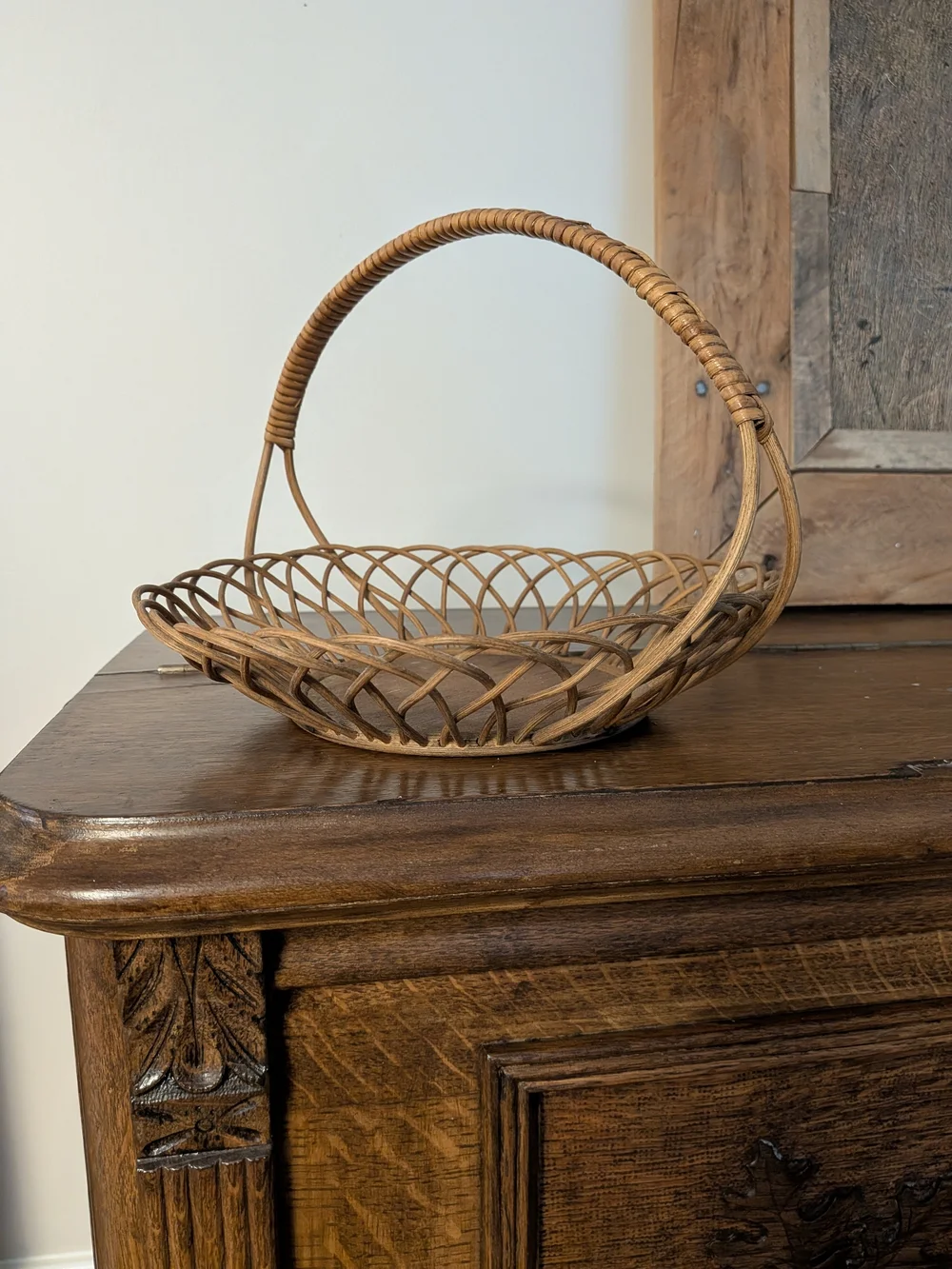 Hand Painted Wicker Rattan Basket Handled Wooden Base Folk Art